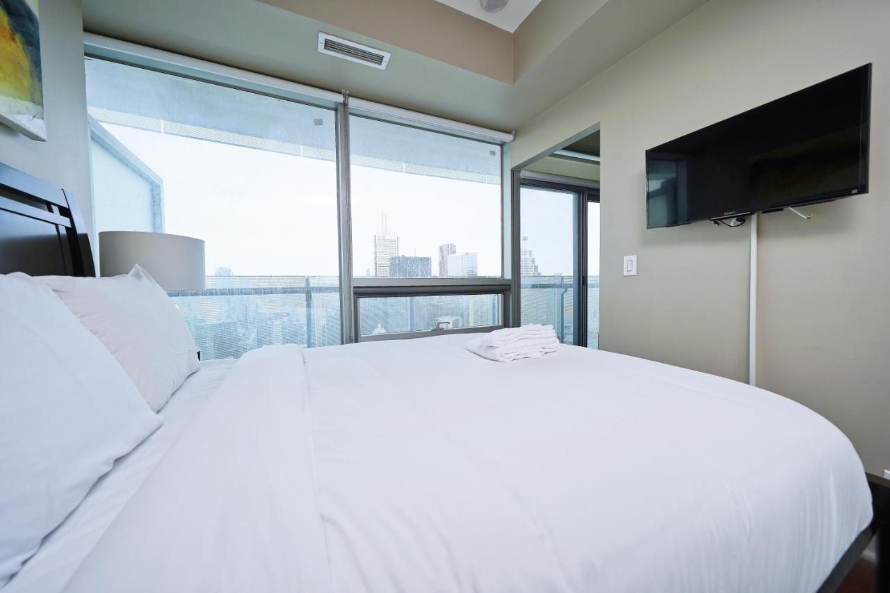 The York Boutique Suites Toronto Eksteriør billede
