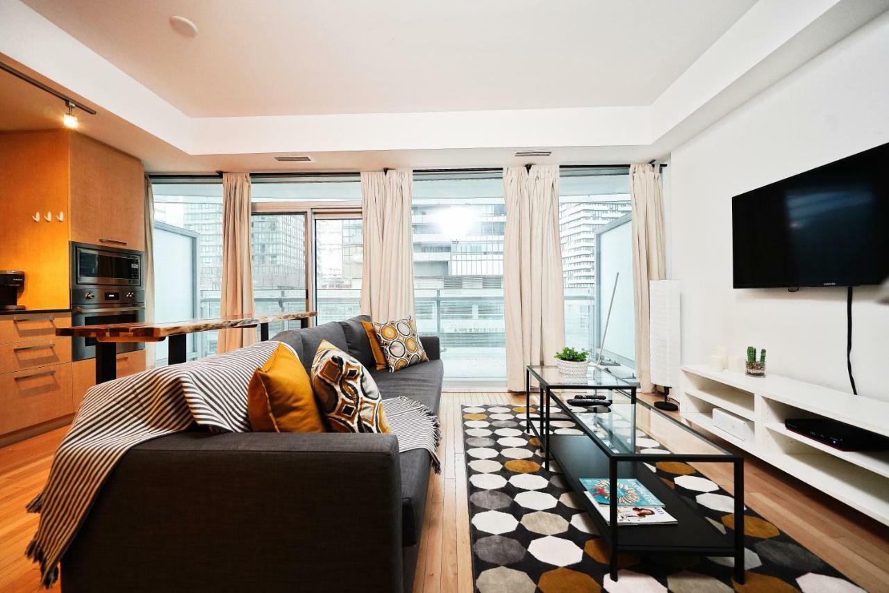 The York Boutique Suites Toronto Eksteriør billede