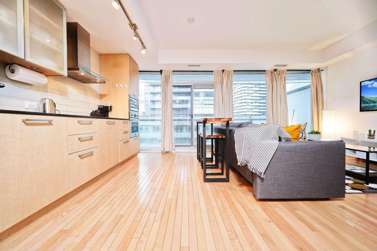 The York Boutique Suites Toronto Eksteriør billede