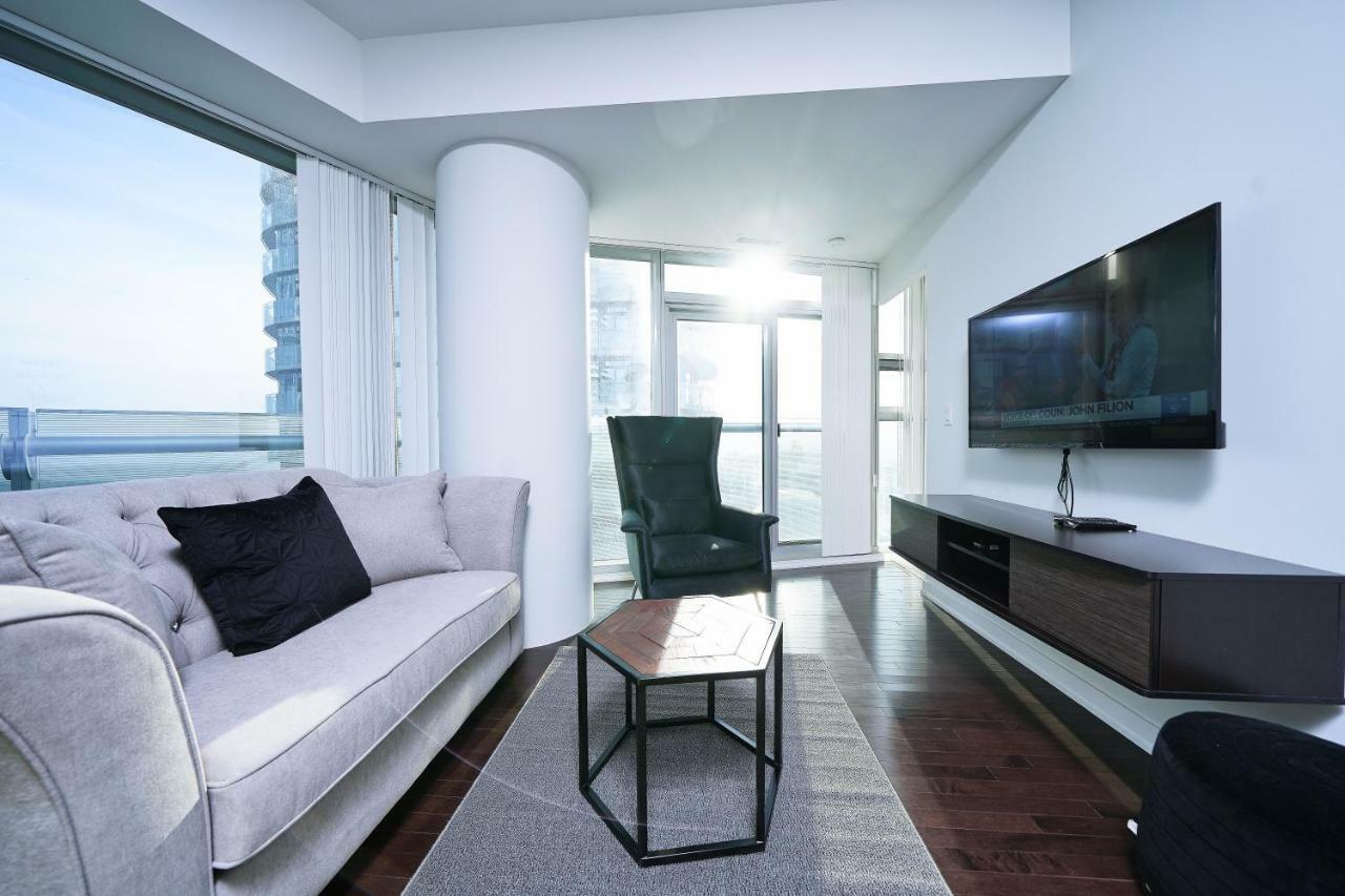 The York Boutique Suites Toronto Eksteriør billede