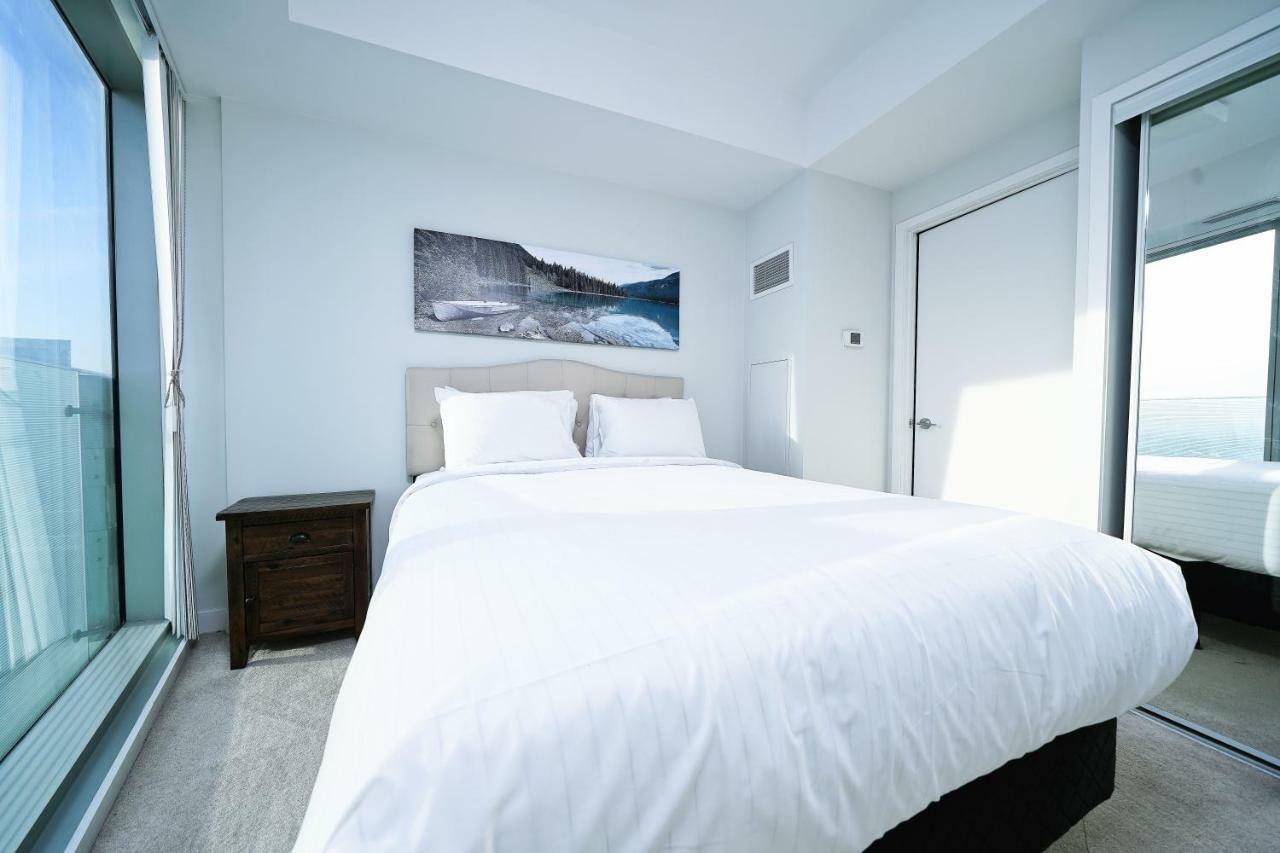The York Boutique Suites Toronto Eksteriør billede