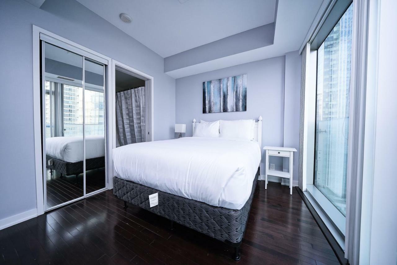 The York Boutique Suites Toronto Eksteriør billede
