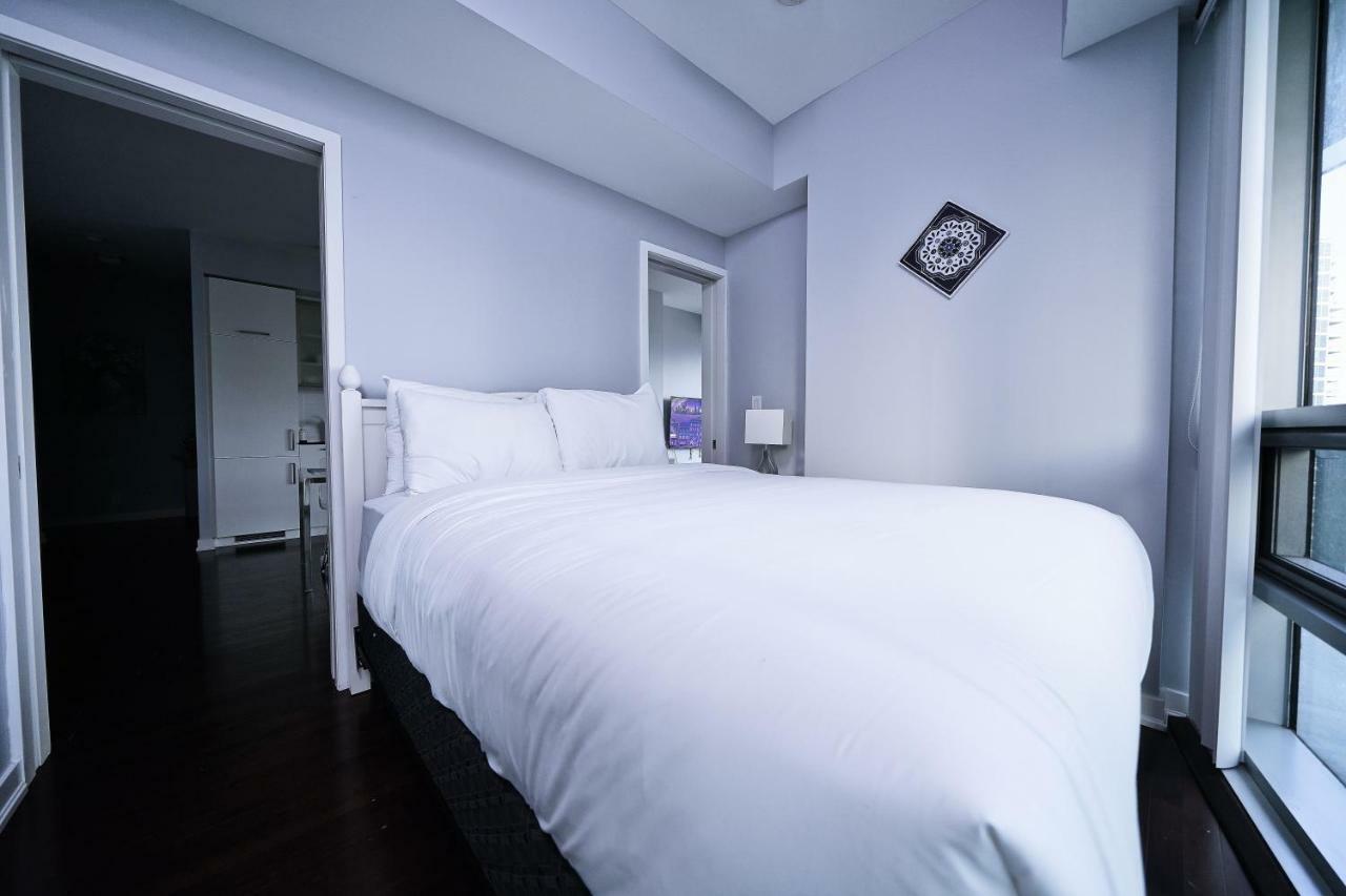 The York Boutique Suites Toronto Eksteriør billede