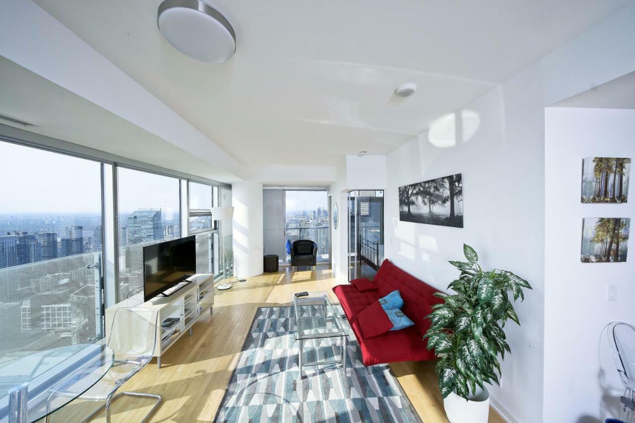 The York Boutique Suites Toronto Eksteriør billede