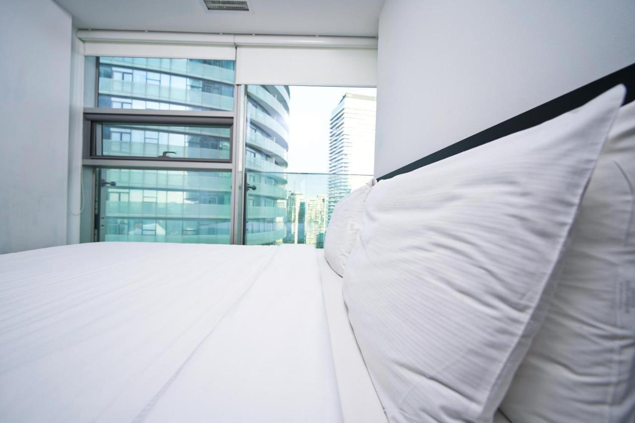The York Boutique Suites Toronto Eksteriør billede